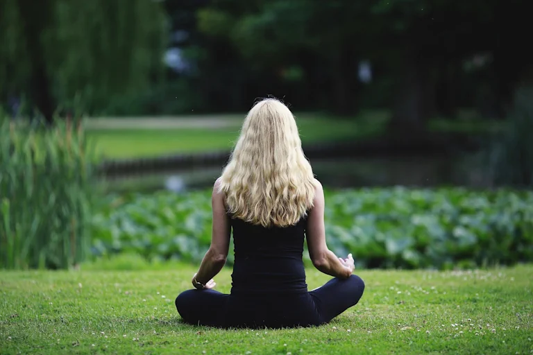 Woman Confuses ‘Mindfulness’ with ‘Mind Fullness,’ Memorizes Half of Wikipedia, Can’t Find Inner Peace